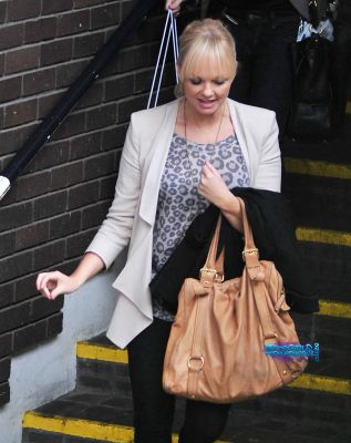 Click to view full size image
==============
SGFB_ITV0002.jpg SGFB_ITV0002.jpg