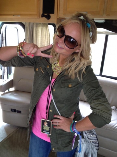 Click to view full size image
==============
gaek.jpg gaek.jpg