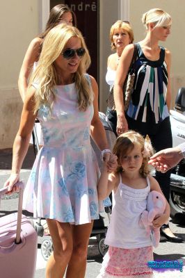 Click to view full size image
==============
SGFB_Cannes0039.jpg SGFB_Cannes0039.jpg