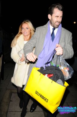 Click to view full size image
==============
SGFB_Londres00036.jpg SGFB_Londres00036.jpg