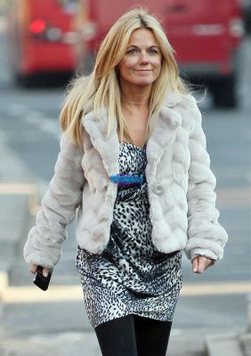 Click to view full size image
==============
SGFB_Hammersmith0010.jpg SGFB_Hammersmith0010.jpg