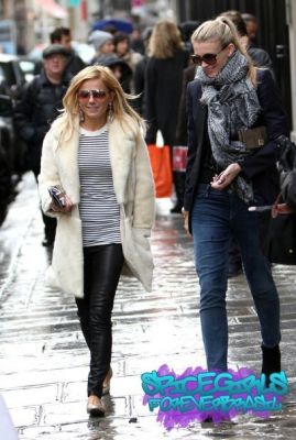 Click to view full size image
==============
SGFB_Paris00041.jpg SGFB_Paris00041.jpg