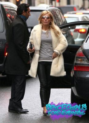 Click to view full size image
==============
SGFB_Paris00044.jpg SGFB_Paris00044.jpg