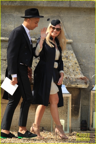 Click to view full size image
==============
SGFB_Casamento00022.jpg SGFB_Casamento00022.jpg