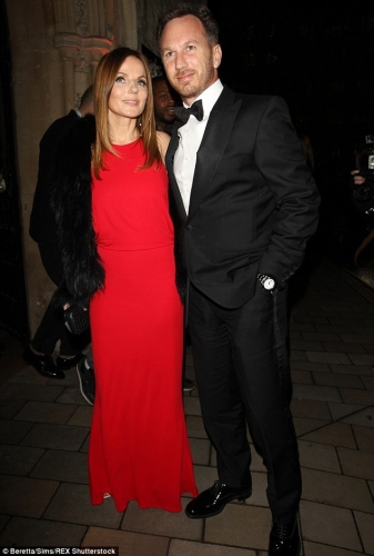 Click to view full size image
==============
SGFB_Gala00005.jpg SGFB_Gala00005.jpg