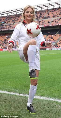 Click to view full size image
==============
SGFB_Milan00003.jpg SGFB_Milan00003.jpg