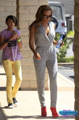 Click to view full size image
==============
SGFB_salao_LA0004.jpg SGFB_salao_LA0004.jpg