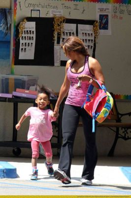 Click to view full size image
==============
SGFB_escola_angel00002.jpg SGFB_escola_angel00002.jpg