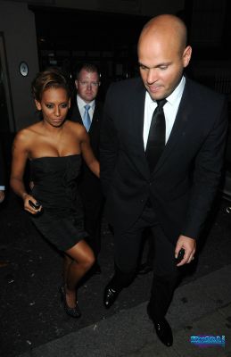 Click to view full size image
==============
SGFB_Mahiki0007.jpg SGFB_Mahiki0007.jpg