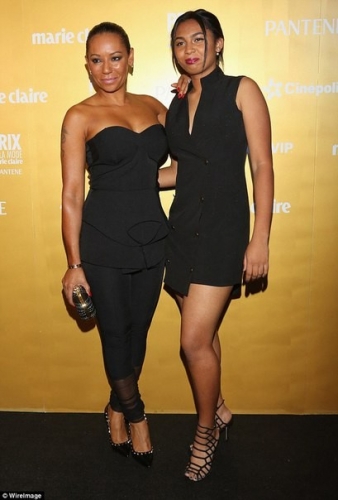 Click to view full size image
==============
SGFB_Marie00003.jpg SGFB_Marie00003.jpg