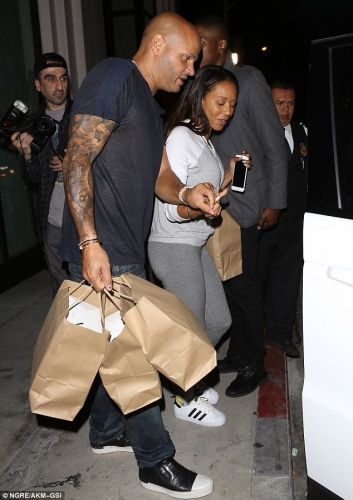 Click to view full size image
==============
SGFB_LA00002.jpg SGFB_LA00002.jpg