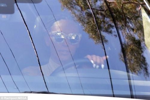 Click to view full size image
==============
SGFB_Hollywood00010.jpg SGFB_Hollywood00010.jpg