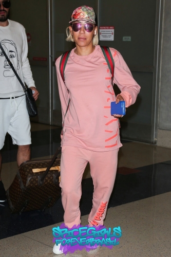 Click to view full size image
==============
SGFB_LAX00011.jpg SGFB_LAX00011.jpg