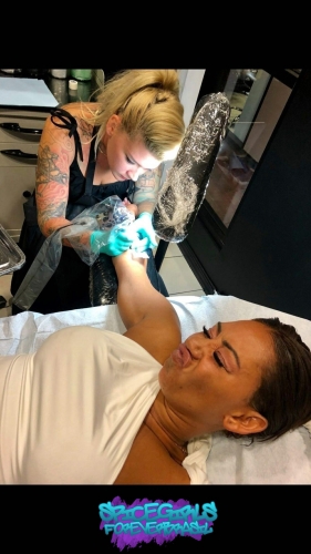 Click to view full size image
==============
SGFB_BeverlyHills00007.jpg SGFB_BeverlyHills00007.jpg