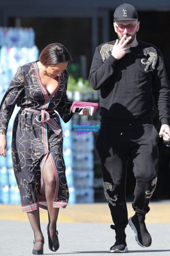 Click to view full size image
==============
SGFB_LA00001.jpg SGFB_LA00001.jpg