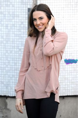 Click to view full size image
==============
SGFB_ITV_chegando00009.jpg SGFB_ITV_chegando00009.jpg