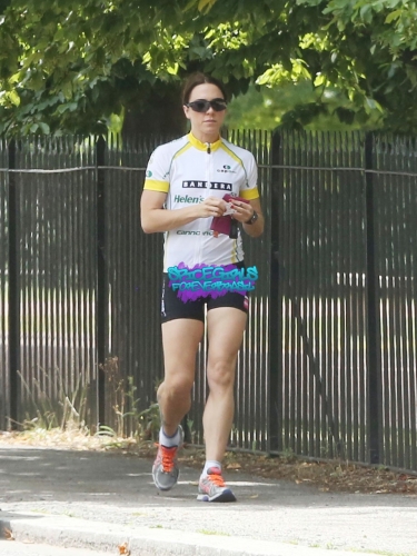 Click to view full size image
==============
SGFB_Bike00010.jpg SGFB_Bike00010.jpg