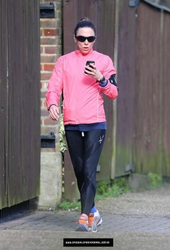 Click to view full size image
==============
SGFB_Londres00002.jpg SGFB_Londres00002.jpg