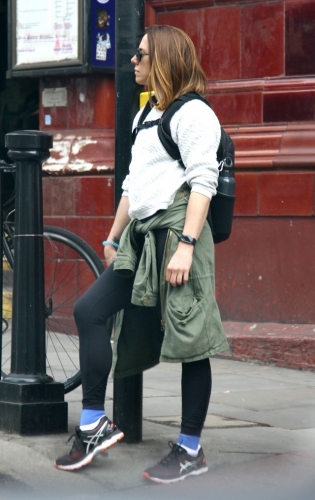 Click to view full size image
==============
SGFB_Londres00003.jpg SGFB_Londres00003.jpg