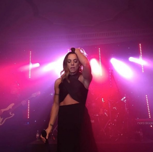 Click to view full size image
==============
SGFB_Pinktober00009.jpg SGFB_Pinktober00009.jpg