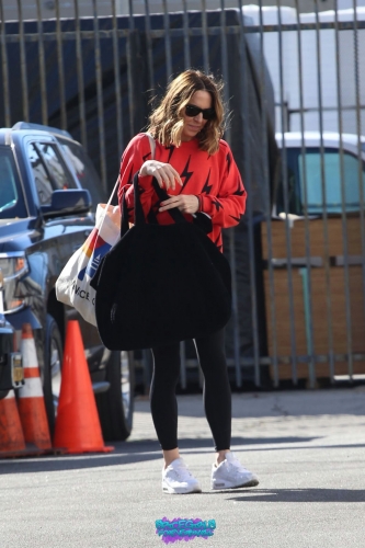 Click to view full size image
==============
SGFB_LA00001.jpg SGFB_LA00001.jpg