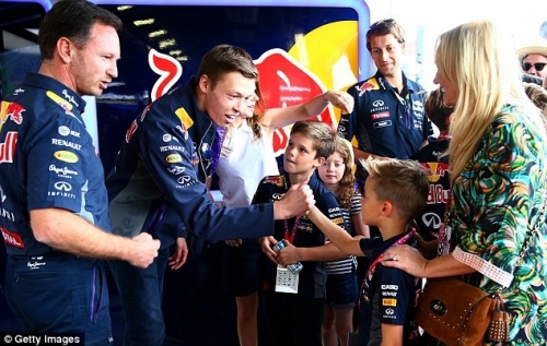 Click to view full size image
==============
SGFB_Silverstone00012.jpg SGFB_Silverstone00012.jpg