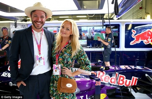 Click to view full size image
==============
SGFB_Silverstone00014.jpg SGFB_Silverstone00014.jpg