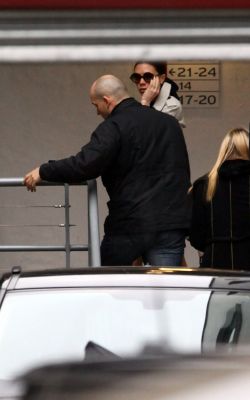 Click to view full size image
==============
14656_victoria-beckham-011810-2_122_526lo.jpg 14656_victoria-beckham-011810-2_122_526lo.jpg