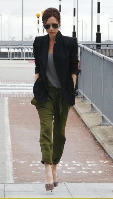 Click to view full size image
==============
SGFB_Heathrow00008.jpg SGFB_Heathrow00008.jpg