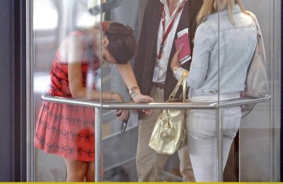 Click to view full size image
==============
SGFB_Nice00014.jpg SGFB_Nice00014.jpg