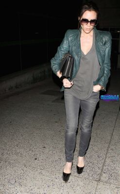 Click to view full size image
==============
SGFB_Lax0004.jpg SGFB_Lax0004.jpg