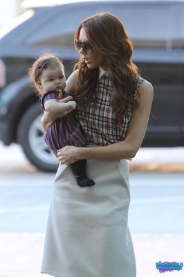 Click to view full size image
==============
SGFB_Lax00042.jpg SGFB_Lax00042.jpg