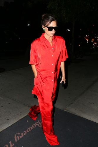 Click to view full size image
==============
SGFB_NYC00014.jpg SGFB_NYC00014.jpg