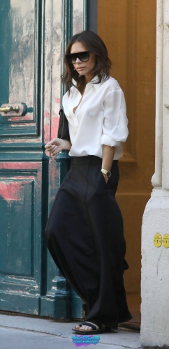 Click to view full size image
==============
SGFB_paris00022.jpg SGFB_paris00022.jpg