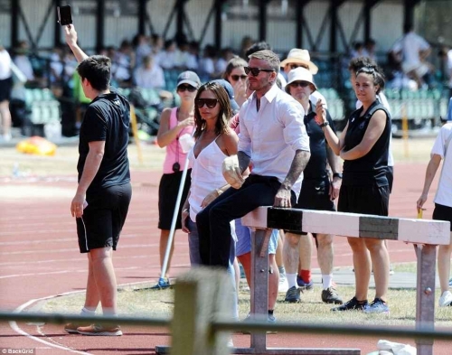 Click to view full size image
==============
SGFB_Londres00005.jpg SGFB_Londres00005.jpg