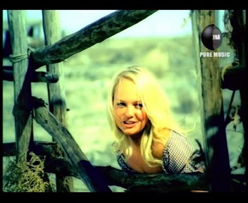 What_Took_You_So_Long_clipe_0039.jpg What_Took_You_So_Long_clipe_0039.jpg