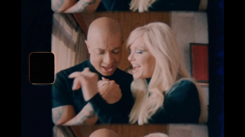 Click to view full size image
==============
SGFB_YoureAlINeedtoGetBy00274.jpg SGFB_YoureAlINeedtoGetBy00274.jpg