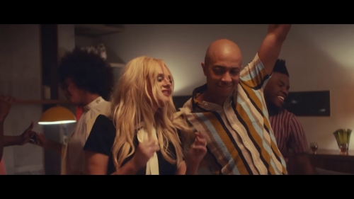 Click to view full size image
==============
SGFB_YoureAlINeedtoGetBy00446.jpg SGFB_YoureAlINeedtoGetBy00446.jpg