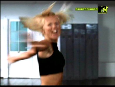 its_raining_mem_clipe_(19).jpg its_raining_mem_clipe_(19).jpg