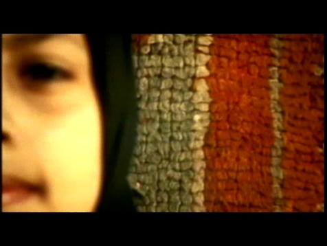 lullaby_clipe_(54).jpg lullaby_clipe_(54).jpg