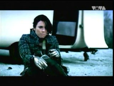 better_alone_v2_clipe_(15).jpg better_alone_v2_clipe_(15).jpg