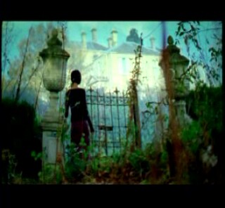 A_Mind_Of_Its_Own_clipe_(39).jpg A_Mind_Of_Its_Own_clipe_(39).jpg