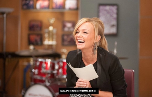 Click to view full size image
==============
I-Heart-Glee01.jpg I-Heart-Glee01.jpg