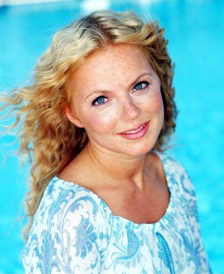 Click to view full size image
==============
geriphotoshoothq053px.jpg geriphotoshoothq053px.jpg