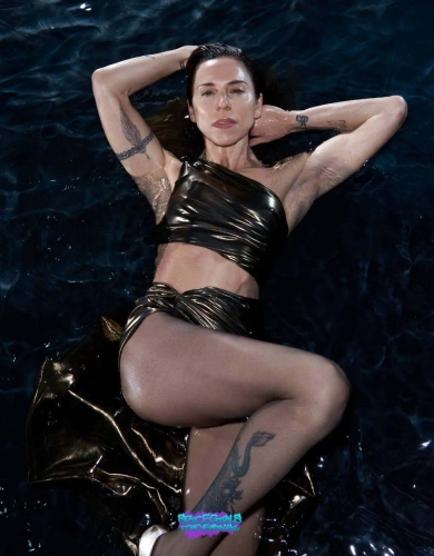 Click to view full size image
==============
SGFB_sunday00008.jpg SGFB_sunday00008.jpg