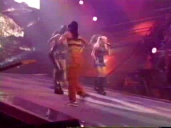 Istanbul_03_Who_Do_You_Think_You_Are_(150).jpg Istanbul_03_Who_Do_You_Think_You_Are_(150).jpg