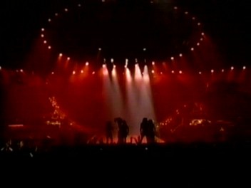 Istanbul_13_Love_Thing.jpg Istanbul_13_Love_Thing.jpg