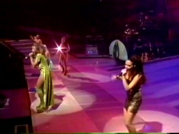 Istanbul_13_Love_Thing_(121).jpg Istanbul_13_Love_Thing_(121).jpg