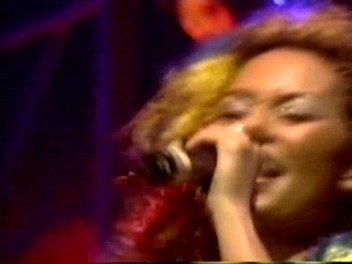 Istanbul_13_Love_Thing_(141).jpg Istanbul_13_Love_Thing_(141).jpg