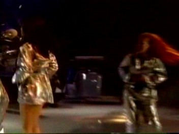 Istanbul_15_Move_Over_(186).jpg Istanbul_15_Move_Over_(186).jpg